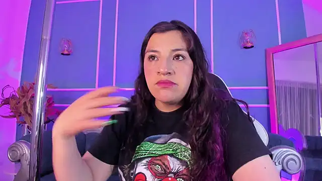 TaraTaylorr online show from November 2025 02:21:01 AM