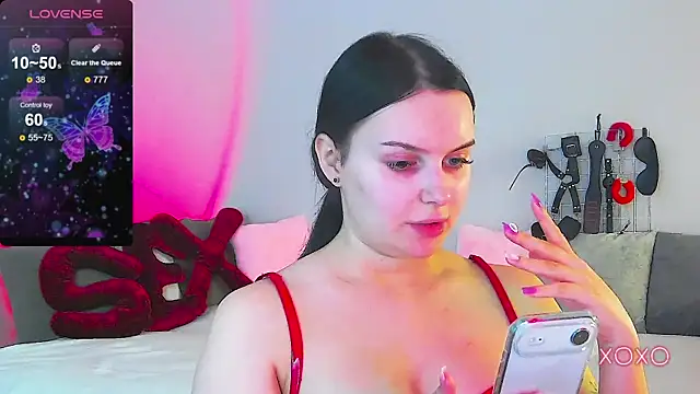 Miss Vic online show from April 2026 05:39:02 PM