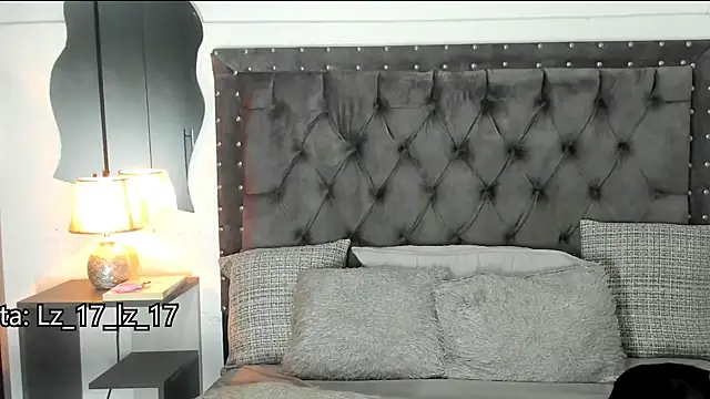 Snapshot of lizzthom chatting on February 2026 07:11:01 PM lizzthom online show from February 2026 07:11:01 PM