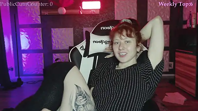 Snapshot of SweetSeraphine chatting on February 2026 09:08:01 AM SweetSeraphine online show from February 2026 09:08:01 AM