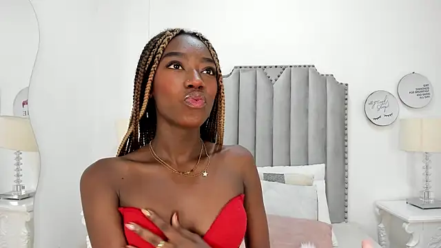 SamantaMarquez online show from September 2025 07:48:01 PM