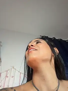 Snapshot of HotAlana_ chatting on April 2026 03:37:02 PM HotAlana online show from April 2026 03:37:02 PM
