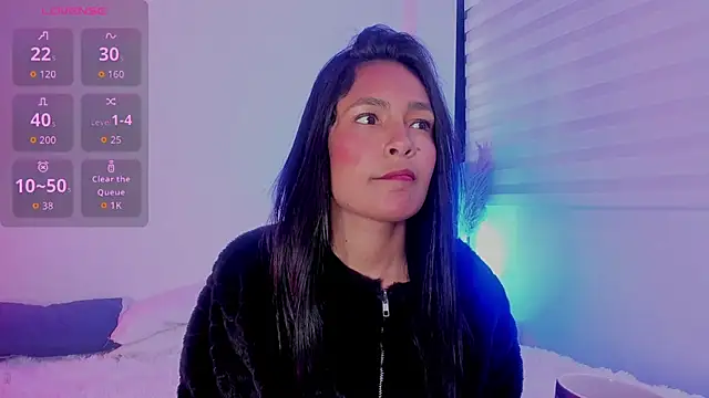 Fernanda liie  online show from June 2026 12:48:01 PM