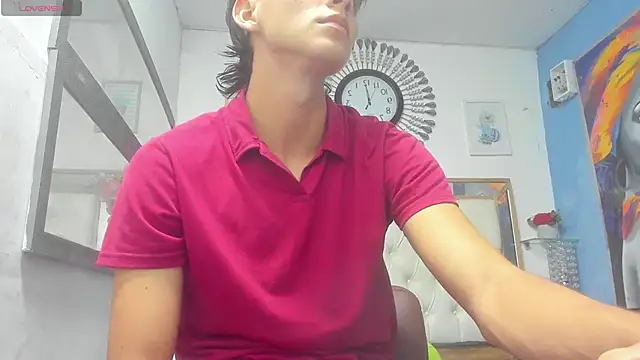 Snapshot of heiker_ chatting on March 2025 02:23:02 AM heiker online show from March 2025 02:23:02 AM