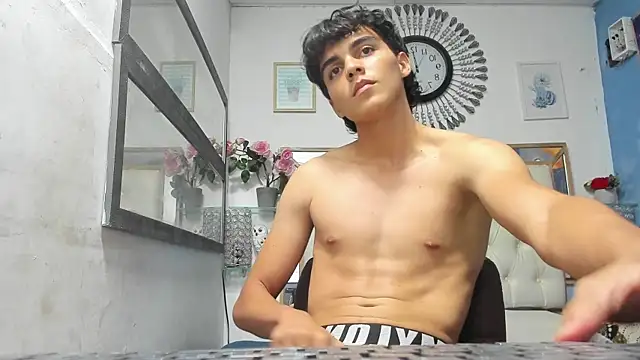 Snapshot of heiker_ chatting on March 2025 01:17:02 AM heiker online show from March 2025 01:17:02 AM