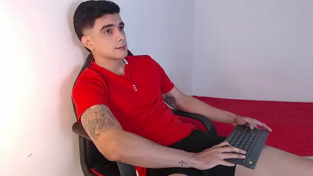 Snapshot of adam_levis17 chatting on September 2025 05:57:02 AM adam levis17 online show from September 2025 05:57:02 AM