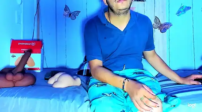 Snapshot of Emilianoveryhot chatting on March 2025 05:00:01 AM Emilianoveryhot online show from March 2025 05:00:01 AM