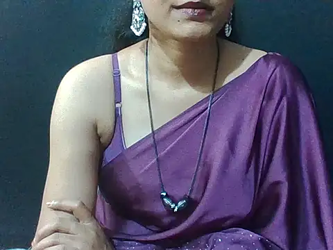 Snapshot of sugandha_bhabhi chatting on October 2025 05:08:01 PM sugandha bhabhi online show from October 2025 05:08:01 PM