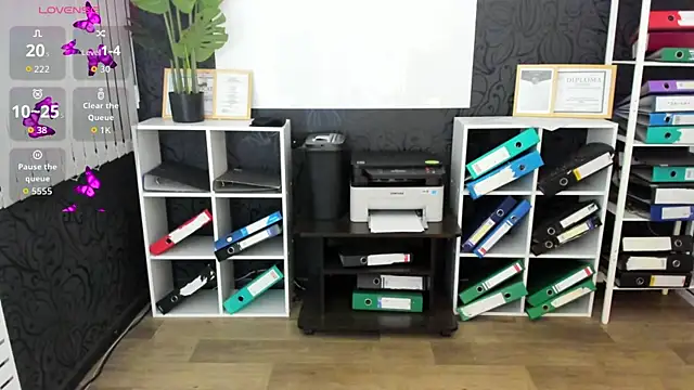 meow mellie online show from September 2025 02:26:02 AM