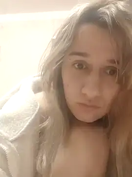 Aurorahoney online show from February 2025 03:15:02 PM