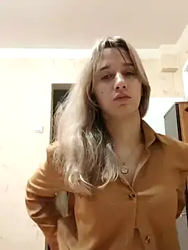 Aurorahoney online show from March 2025 07:45:02 PM