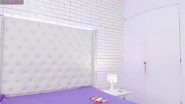 Emilly wilson  online show from January 2026 11:48:02 AM