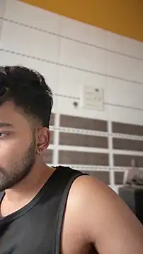 DoctorAlonee46 online show from October 2025 10:14:01 AM