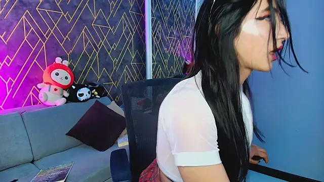 Snapshot of Tahara_Romanov chatting on September 2025 04:00:01 PM Tahara Romanov online show from September 2025 04:00:01 PM