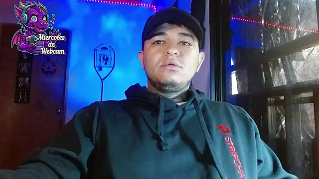 Snapshot of Strip_Classes_Col chatting on October 2025 03:03:02 PM Strip Classes Col online show from October 2025 03:03:02 PM