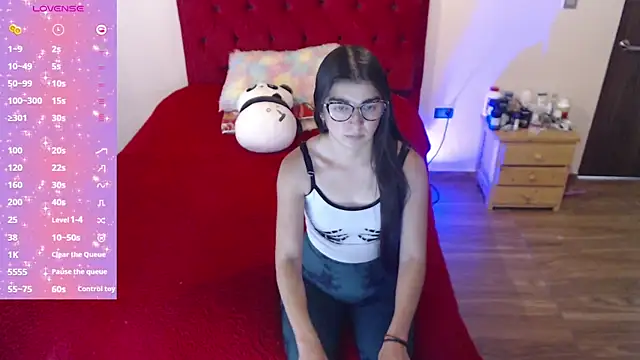 Snapshot of Saray_honey04 chatting on September 2025 07:38:01 PM Saray honey04 online show from September 2025 07:38:01 PM