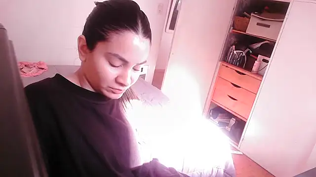 Snapshot of valenseleni chatting on September 2025 01:00:02 PM valenseleni online show from September 2025 01:00:02 PM