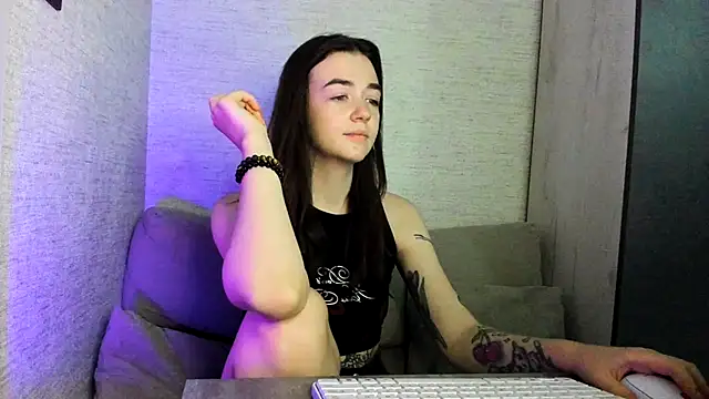 Snapshot of imyourdreams chatting on October 2025 04:16:01 PM imyourdreams online show from October 2025 04:16:01 PM