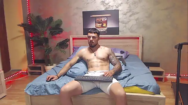 Tiberius hunk online show from June 2026 05:12:01 AM