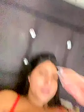 mayteziinhaa online show from October 2025 01:03:02 PM