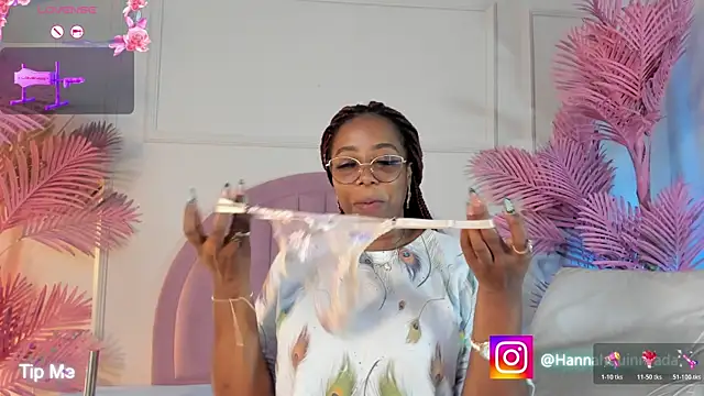 Hanaahquinn online show from May 2026 11:48:02 AM