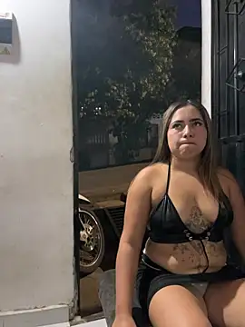 lunaxxx 69 online show from December 2025 11:23:01 PM