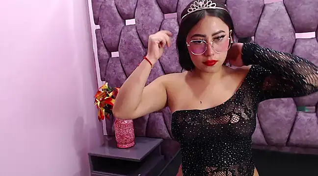 Sofia Daemon online show from March 2025 01:04:02 PM