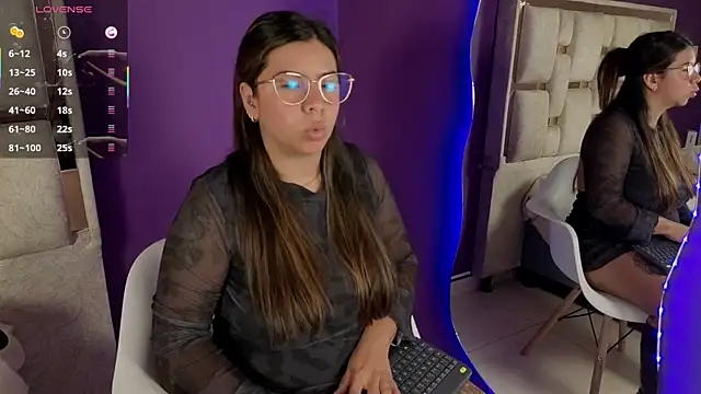 emilyy cooperr online show from June 2026 12:15:01 PM