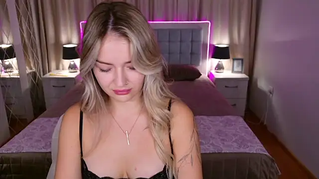 EvaGoddes online show from September 2025 06:46:01 AM