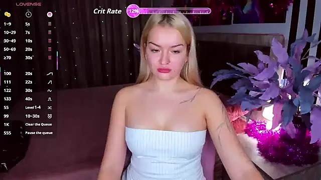 Snapshot of EvaGoddes chatting on January 2026 06:18:02 AM EvaGoddes online show from January 2026 06:18:02 AM