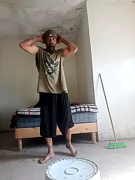 Flomi13 online show from March 2026 09:32:02 PM