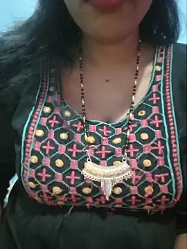 Sexyradha  online show from June 2026 04:44:01 PM