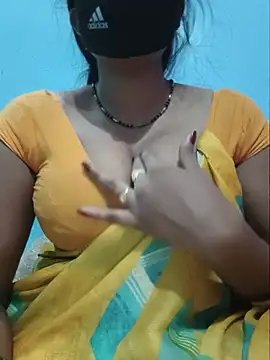 Sexyradha  online show from June 2026 04:19:02 PM