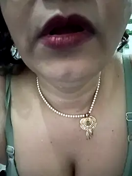 Snapshot of Neha-Bhabhi-Rasily chatting on March 2026 08:28:01 AM Neha-Bhabhi-Rasily online show from March 2026 08:28:01 AM