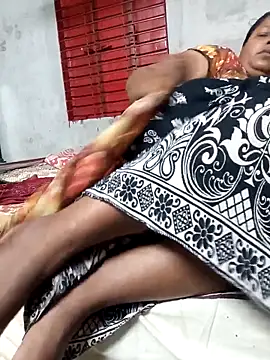 Pakhi Couple 69 online show from May 2026 02:44:02 PM