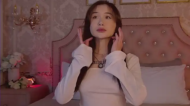 Snapshot of HeatherSweet_ chatting on October 2025 05:45:01 PM HeatherSweet online show from October 2025 05:45:01 PM