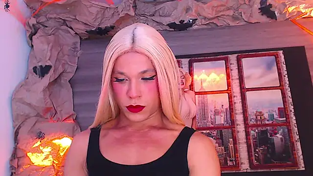 Snapshot of SashaNova chatting on October 2025 05:30:01 AM SashaNova online show from October 2025 05:30:01 AM