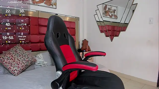 Snapshot of SaskiaGrendel chatting on October 2025 12:25:02 AM SaskiaGrendel online show from October 2025 12:25:02 AM