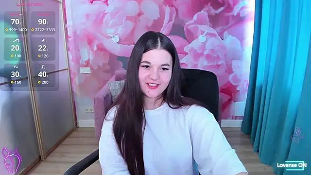 ElinaMils online show from May 2026 06:21:03 AM