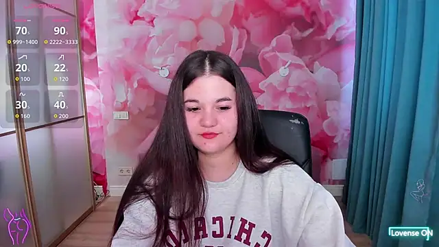 ElinaMils online show from May 2026 02:56:01 PM