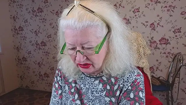 Maya Mayflower online show from October 2025 04:15:01 AM