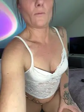 SpicyKylieFoxx online show from June 2026 09:19:02 AM