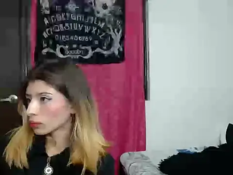 KratosAfroditacs online show from February 2026 09:07:01 PM