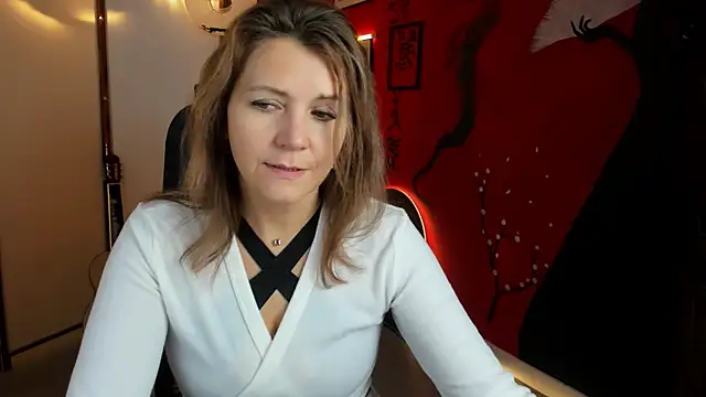 Snapshot of NicoleHitman chatting on October 2025 09:20:01 AM NicoleHitman online show from October 2025 09:20:01 AM