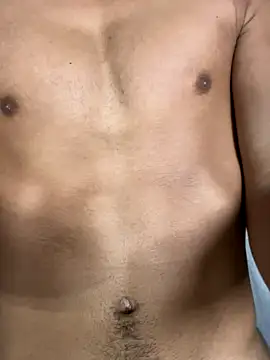 Snapshot of maxx777 chatting on November 2025 06:34:01 PM maxx777 online show from November 2025 06:34:01 PM