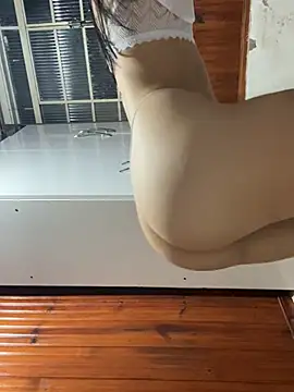 dianagomes2511 online show from March 2025 03:16:01 AM