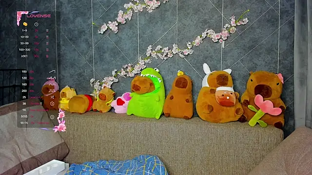 Snapshot of EvaTheHeart chatting on October 2025 09:08:01 AM EvaTheHeart online show from October 2025 09:08:01 AM