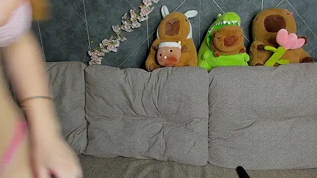 Snapshot of EvaTheHeart chatting on November 2025 02:45:01 AM EvaTheHeart online show from November 2025 02:45:01 AM