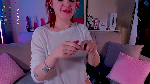 Ashley Nicks online show from February 2026 09:02:01 AM