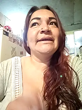 Snapshot of isis_milove chatting on April 2026 11:37:01 AM isis milove online show from April 2026 11:37:01 AM